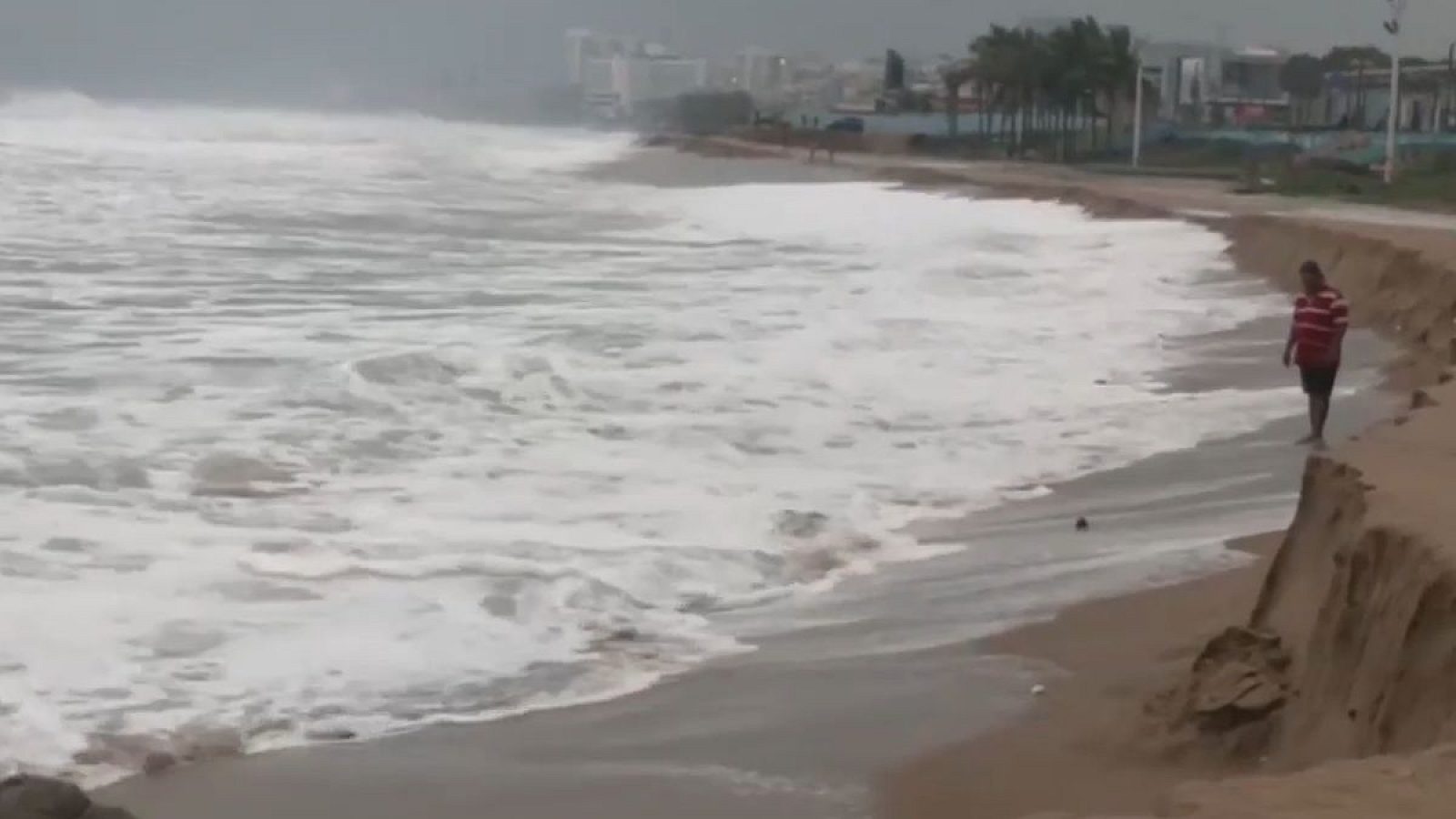 Cyclone Arnab Nears Andhra Coast as IMD Forecasts 160 kmph Gusts